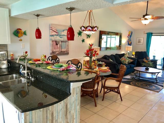 2 Bedroom , 2 Bath , Villa Oldsmar Exterior photo