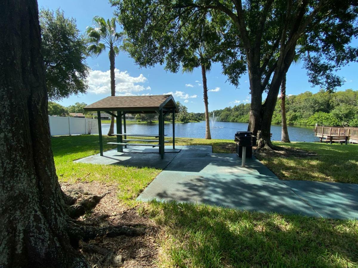 2 Bedroom , 2 Bath , Villa Oldsmar Exterior photo