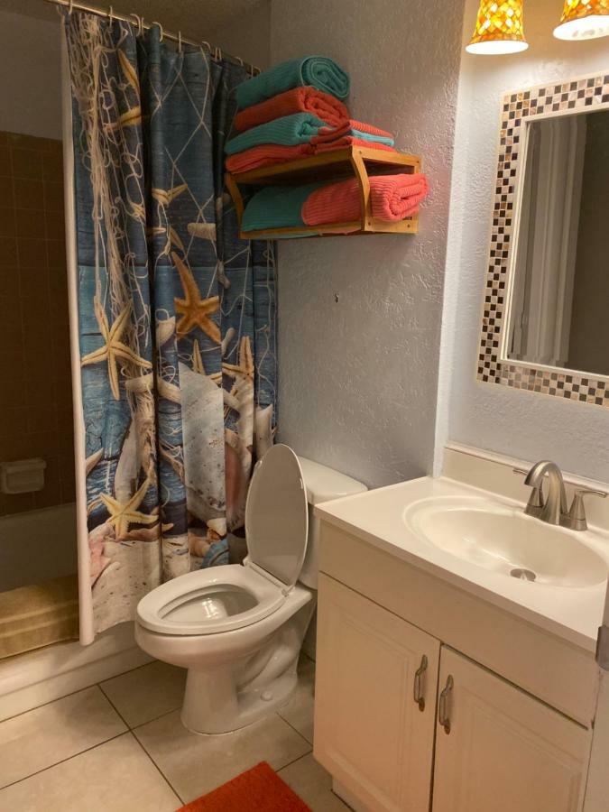 2 Bedroom , 2 Bath , Villa Oldsmar Exterior photo