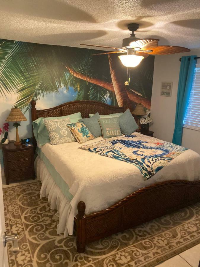 2 Bedroom , 2 Bath , Villa Oldsmar Exterior photo